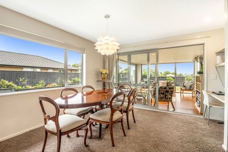 Photo of property in 22 Sequoia Way, Rangiora, 7400