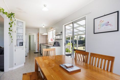 Photo of property in 8 Ashdown Crescent, Feilding, 4702