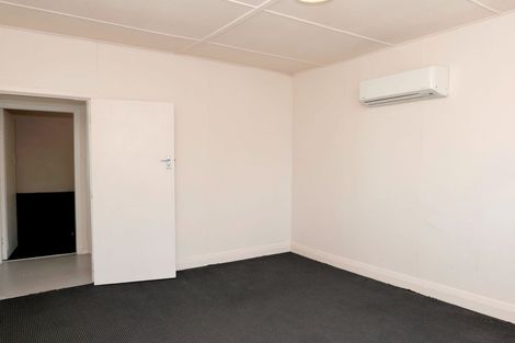 Photo of property in 21 George Street, Thorndon, Wellington, 6011