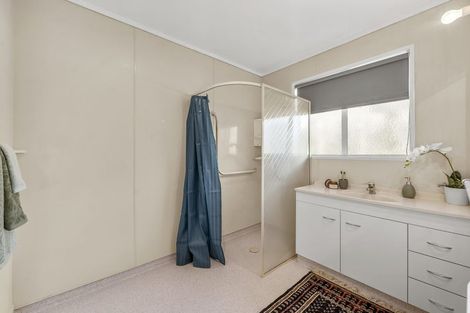 Photo of property in 6 Robertson Street, Glenholme, Rotorua, 3010