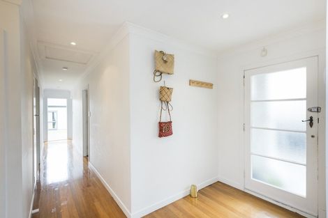 Photo of property in 10 Antrim Place, Hokowhitu, Palmerston North, 4410