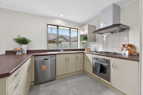 Photo of property in 42 Brooklyn Heights Drive, Kelvin Grove, Palmerston North, 4414