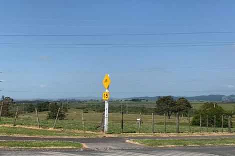 Photo of property in 2 Naho Place, Meremere, Mercer, 2474