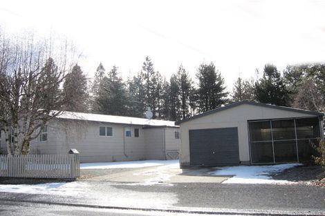 Photo of property in 11 Jollie Road, Twizel, 7901