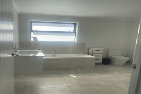 Photo of property in 4 Kaitaka Way, Papamoa, 3118