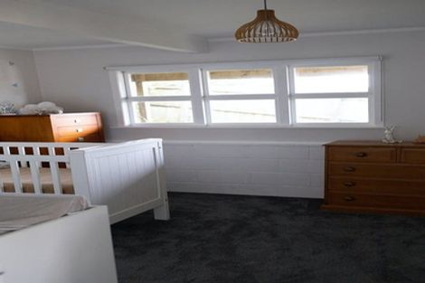 Photo of property in 1/27 Huka Road, Birkenhead, Auckland, 0626