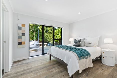 Photo of property in 33 Mural Place, Greenhithe, Auckland, 0632