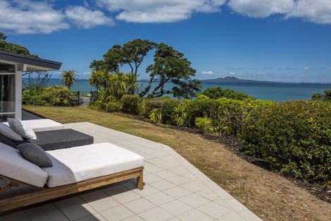 Photo of property in 62 Sharon Road, Waiake, Auckland, 0630