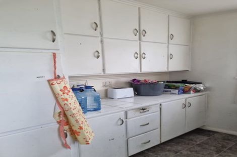 Photo of property in 16 Old Wairoa Road, Papakura, 2110