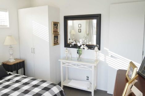 Photo of property in 18d Holmwood Road, Merivale, Christchurch, 8014