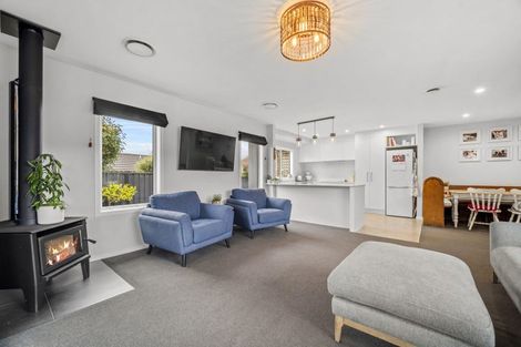 Photo of property in 8 Stonefly Place, Nukuhau, Taupo, 3330