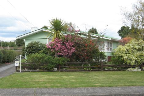 Photo of property in 34 Martin Street, Utuhina, Rotorua, 3015