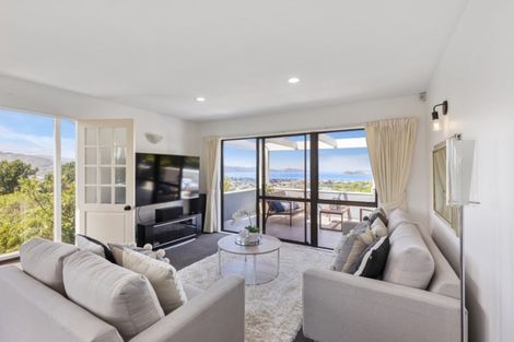 Photo of property in 6b Jacaranda Grove, Maungaraki, Lower Hutt, 5010