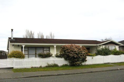 Photo of property in 75 Terrace Street, Rosedale, Invercargill, 9810