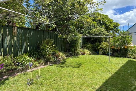 Photo of property in 5/52 Bannerman Road, Morningside, Auckland, 1022