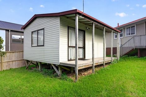 Photo of property in 37 Bruce Road, Glenfield, Auckland, 0629