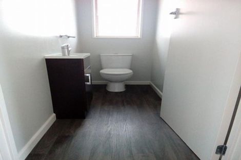 Photo of property in 6-8a Avenue Road, West End, Timaru, 7910