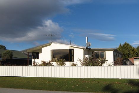 Photo of property in 102 Neplusultra Street, Cromwell, 9310