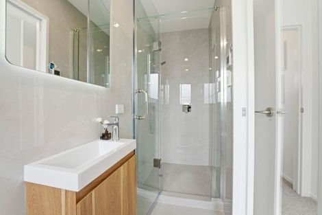 Photo of property in 2/30 Smythe Road, Henderson, Auckland, 0612