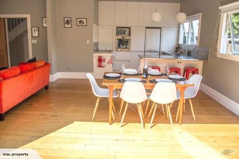 Photo of property in 913 Colombo Street, Christchurch Central, Christchurch, 8013