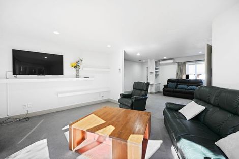 Photo of property in 3 Munro Place, Flagstaff, Hamilton, 3210