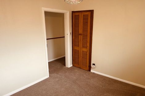 Photo of property in 37 Creswick Terrace, Northland, Wellington, 6012