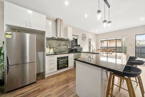 Photo of property in 11a Kent Road, Manurewa, Auckland, 2102