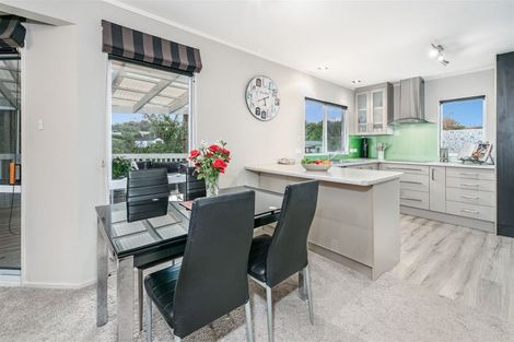 Photo of property in 1/20 Kirby Street, Glendene, Auckland, 0602