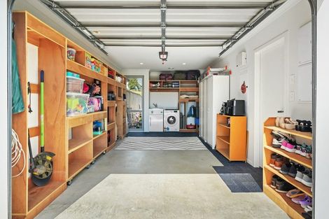 Photo of property in 5 Sauterne Road, Kumeu, 0810