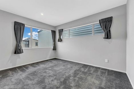 Photo of property in 5 Tahingamanu Road, Hobsonville, Auckland, 0616