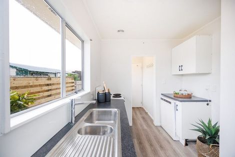 Photo of property in 20b Hilton Grove, Kelvin Grove, Palmerston North, 4414