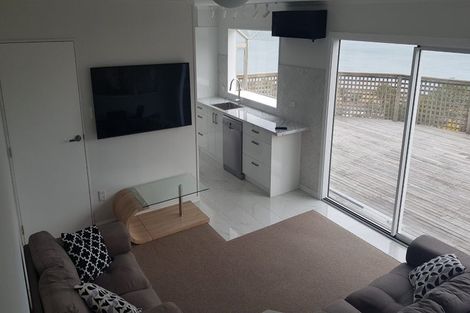 Photo of property in 7a Korokoro Road, Korokoro, Lower Hutt, 5012