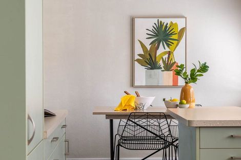 Photo of property in 5 Hookway Grove, Paraparaumu, 5032