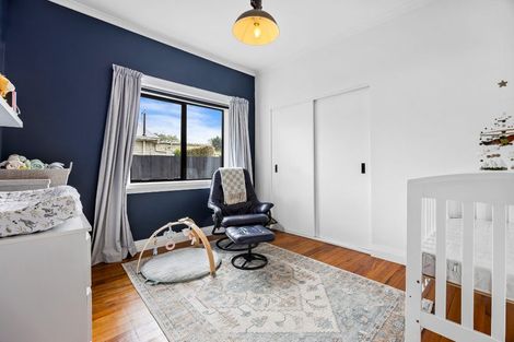 Photo of property in 64 Sylvan Street, Hillmorton, Christchurch, 8024