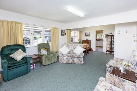 Photo of property in 11 York Avenue, Heretaunga, Upper Hutt, 5018
