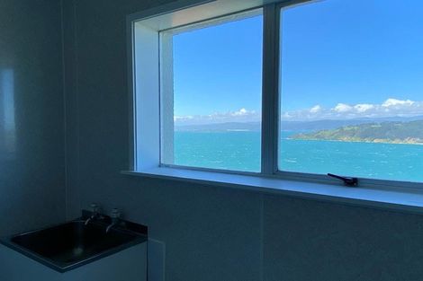 Photo of property in Grafon Court Flats, 5/53 Grafton Road, Roseneath, Wellington, 6011