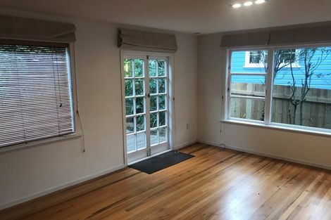 Photo of property in 320 Ohiro Road, Brooklyn, Wellington, 6021