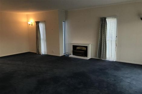 Photo of property in 1/22 Prestige Place, Castor Bay, Auckland, 0620