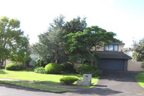Photo of property in 9 Chiania Place, Somerville, Auckland, 2014