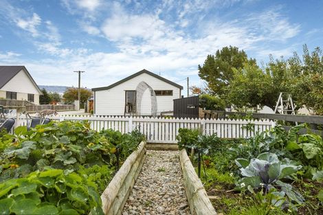 Photo of property in 12 Orient Street, Cromwell, 9310