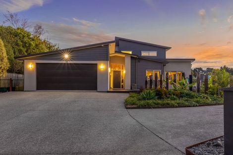 Photo of property in 1 Moss Lane, Raumati Beach, Paraparaumu, 5032