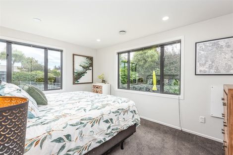 Photo of property in 16 Bucknell Street, Sockburn, Christchurch, 8042