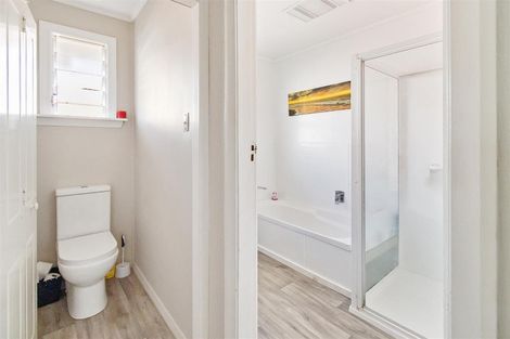 Photo of property in 8 Hughes Street, Waimate, 7924