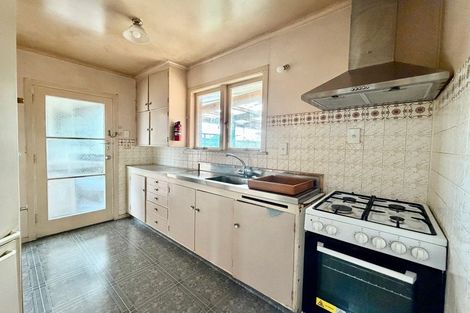 Photo of property in 2/34 Wallace Road, Papatoetoe, Auckland, 2025