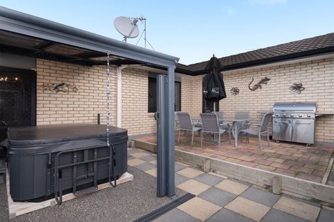 Photo of property in 99 Osprey Drive, Welcome Bay, Tauranga, 3112