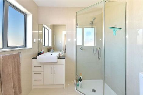 Photo of property in 43 Nautilus Drive, Gulf Harbour, Whangaparaoa, 0930