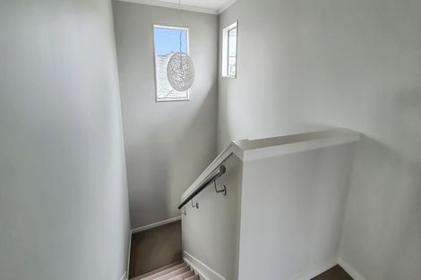 Photo of property in 22 Skipjack Pass, Silverdale, 0932