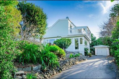 Photo of property in 28 Forest Road, Raumati South, Paraparaumu, 5032