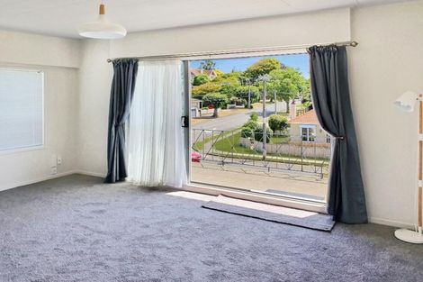 Photo of property in 73b Great North Road, Saint Johns Hill, Whanganui, 4501