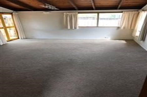 Photo of property in 9 Marina View Drive, West Harbour, Auckland, 0618